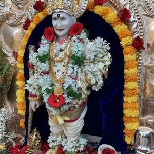 Meet your Posher, Leena